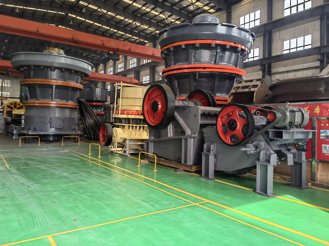 砂石生產(chǎn)線(xiàn)全套設(shè)備 #礦山機(jī)械設(shè)備 #圓錐破碎機(jī) #專(zhuān)業(yè)的