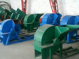 【供應(yīng)高效節(jié)能木屑機(jī) 木頭粉碎設(shè)備 木材粉碎機(jī) 木料粉碎機(jī)設(shè)備】?jī)r(jià)格,廠家,圖片,機(jī)械式粉碎機(jī),鄭州中遠(yuǎn)礦山機(jī)械設(shè)備-